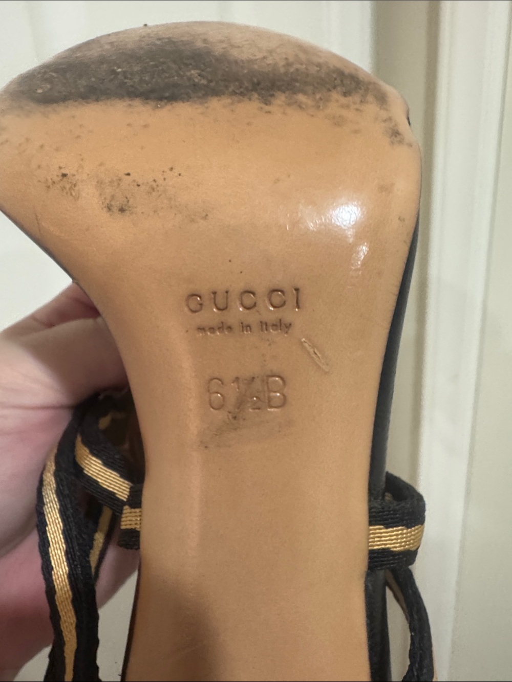 Gucci/Black Leather/Gold FabricT-Strap Heels/Buckle @ Ankle/GOLD GG Accent! 6.5! - Picture 7 of 16